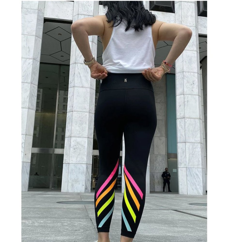 NWT STYLE REFORM- PARKER LEGGING NEON RAINBOW Medium